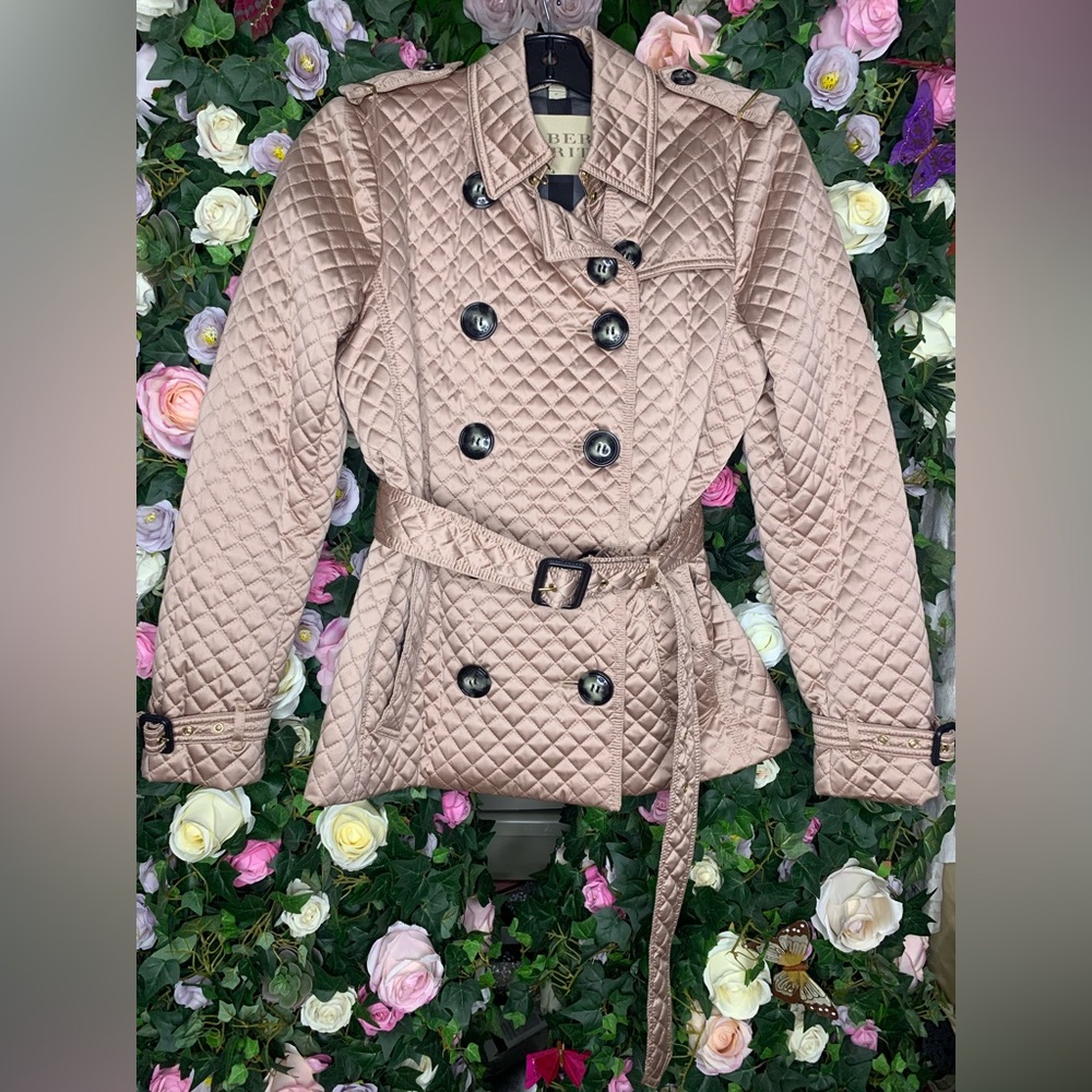 🚫 SOLD Burberry Brit Silky Quilted Jacket Size S